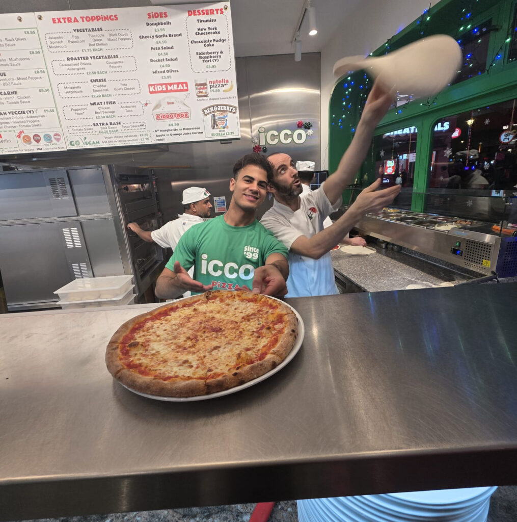 Local pizza restaurant in Soho London with fresh handmade pizza